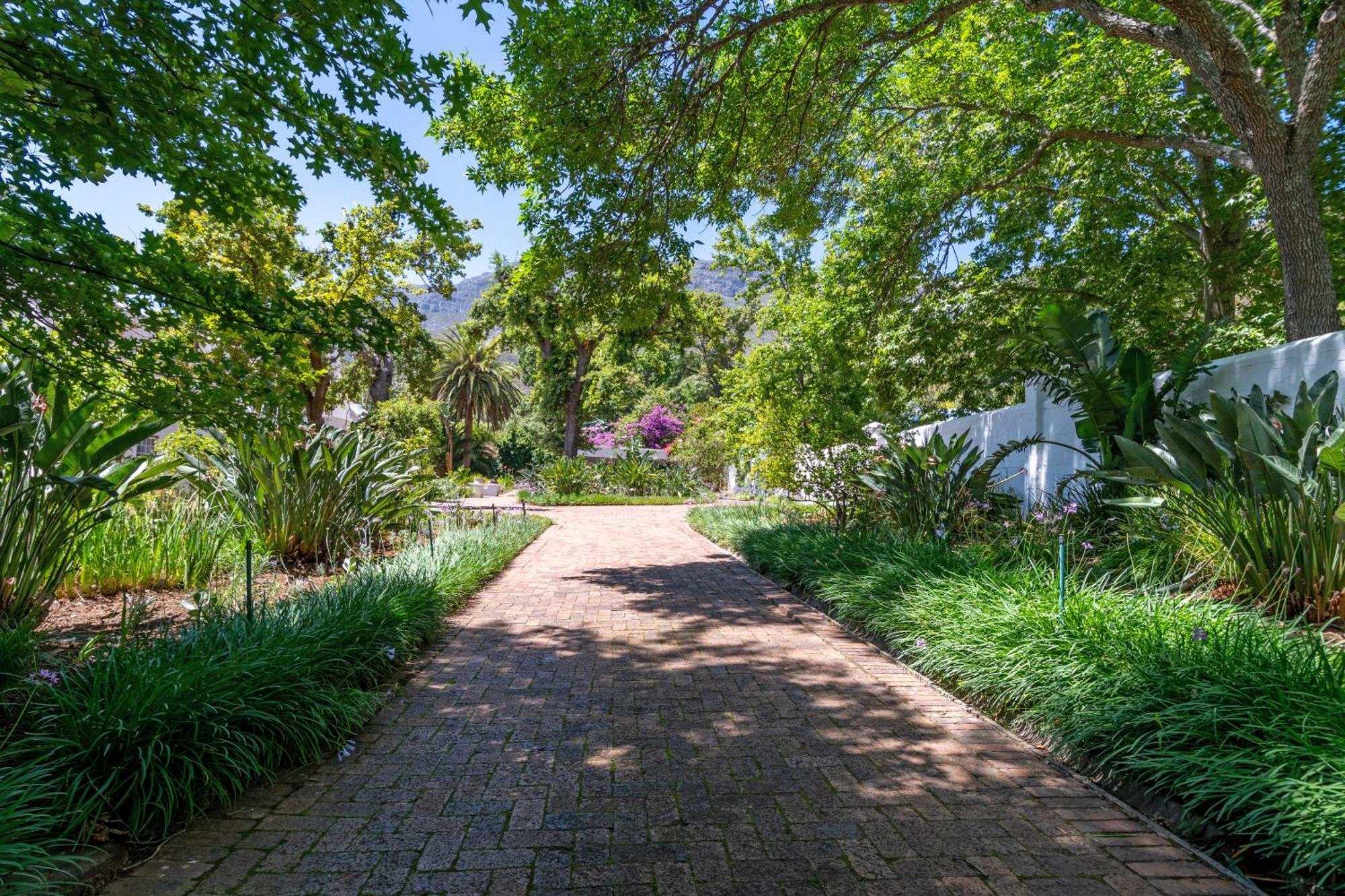Aparthotel Mont Angelis Stellenbosch Exterior foto